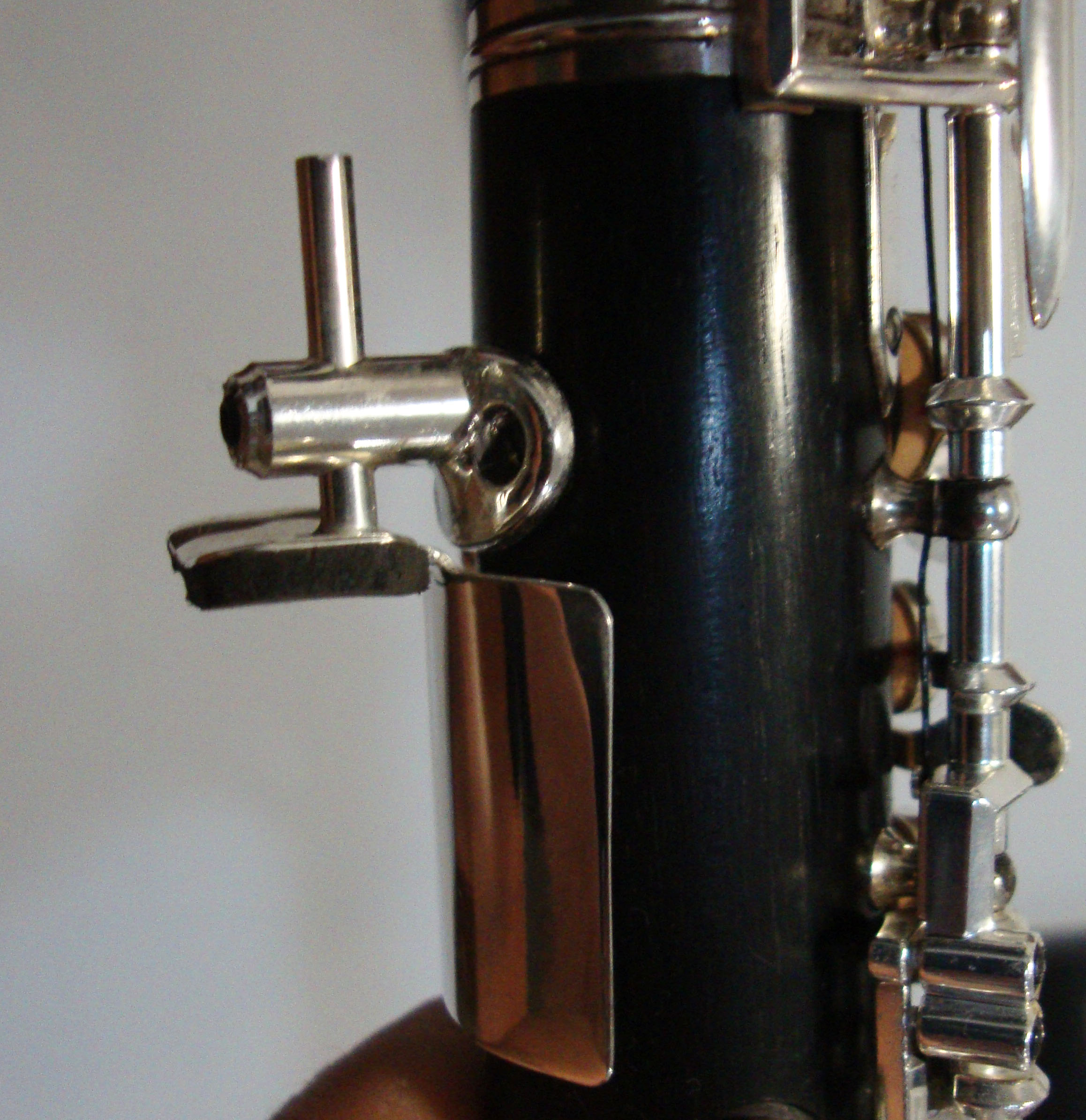 AGW Thumb Rest on the oboe